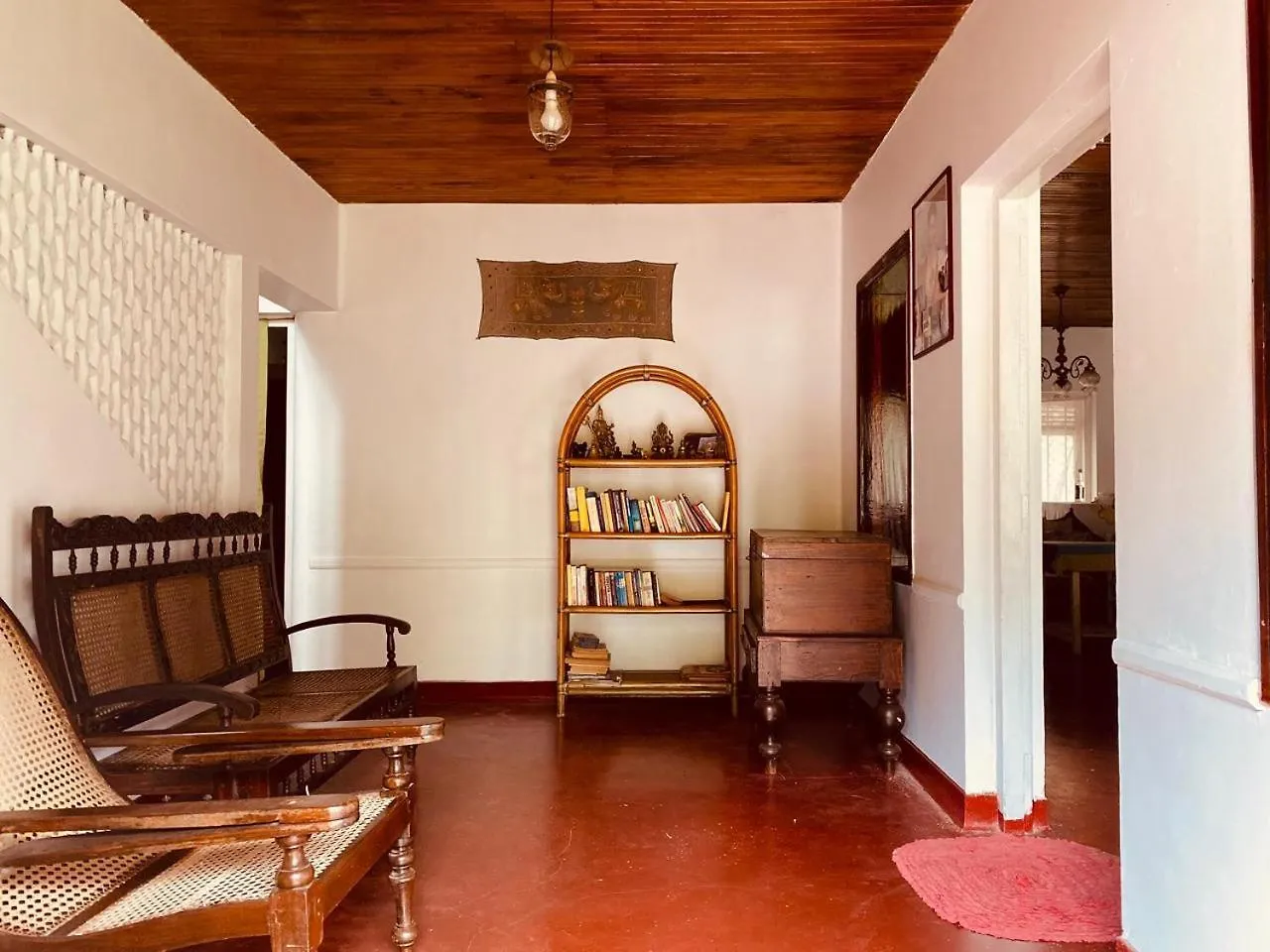 No 06 Veediya Bandara Lane Bahirawakanda Kandy