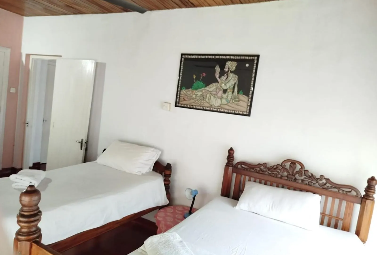 No 06 Veediya Bandara Lane Bahirawakanda Kandy 0*,  Srí Lanka